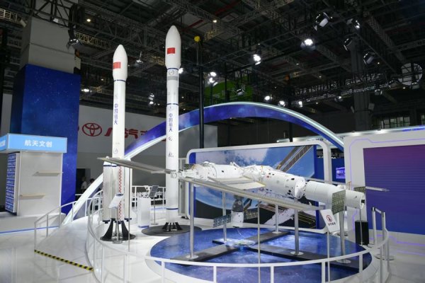 火牛配资 商业火箭、太阳能电池、反无制导格斗机……上海航天多型产品亮相工博会